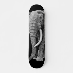 Bull elephant - Drawing in pencil Skateboard