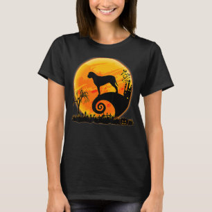 Bullmastiff Dog Scary And Moon Halloween Costume T-Shirt