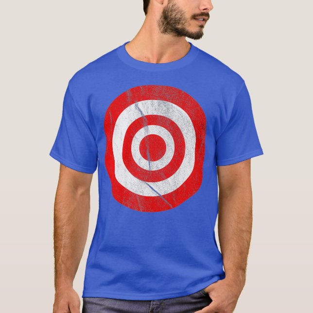 Bullseye Dart Board Dartboard Target RAF bulls T-Shirt (Front)