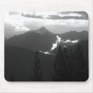 Bully Choop on a dark morning... Mouse Pad