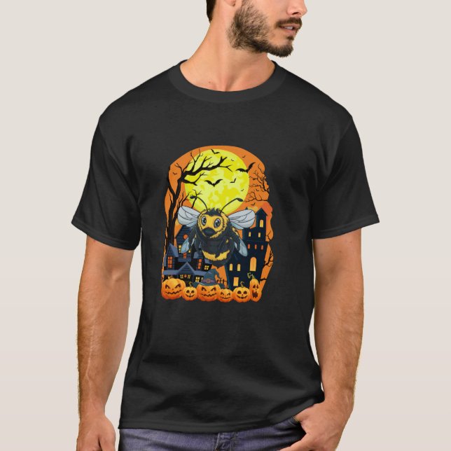 Bumble Bee With Pumpkins Funny Scary Halloween Par T-Shirt (Front)