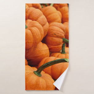 BUNCH OF PUMPKIN BATH TOWEL