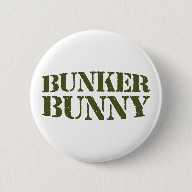 BUNKER BUNNY 6 CM ROUND BADGE (Front)