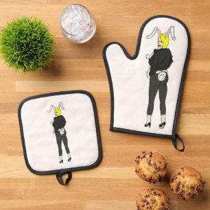 bunnygirl oven mitt & pot holder set