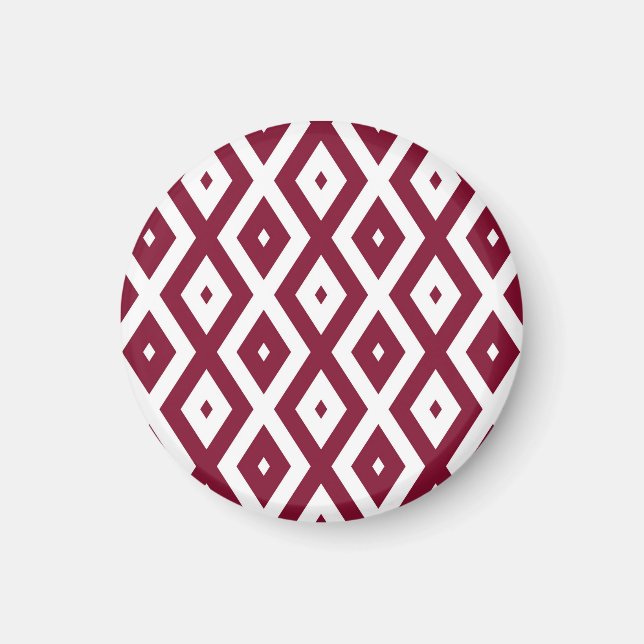 Burgundy and white diamond pattern magnet (Front)