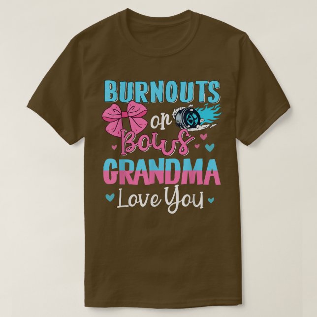 Burnouts Or Bows Grandma Loves You Gender Reveal M T-Shirt (Design Front)