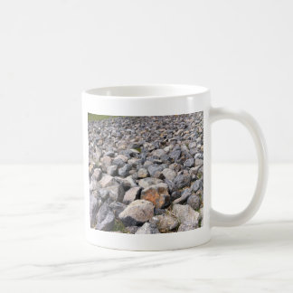Bush setting of man made rock formation pattern coffee mug