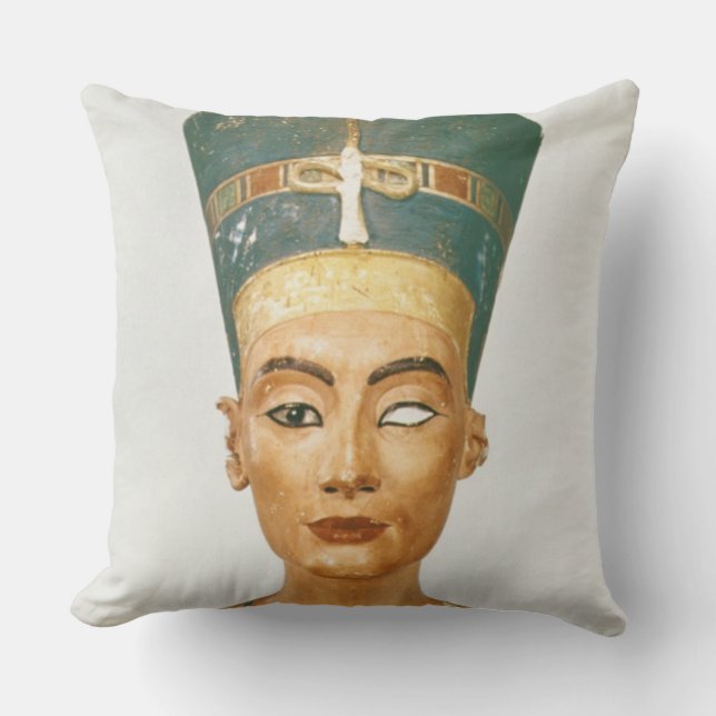 Bust of Queen Nefertiti, front view, from the stud Cushion (Front)