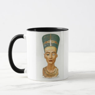 Bust of Queen Nefertiti, front view, from the stud Mug