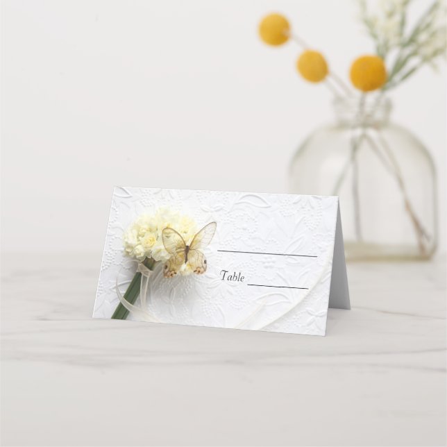 Butterfly on flower bouquet place card (Front)