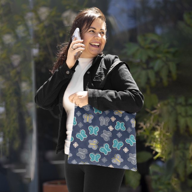 butterfly pattern tote bag (Creator Uploaded)