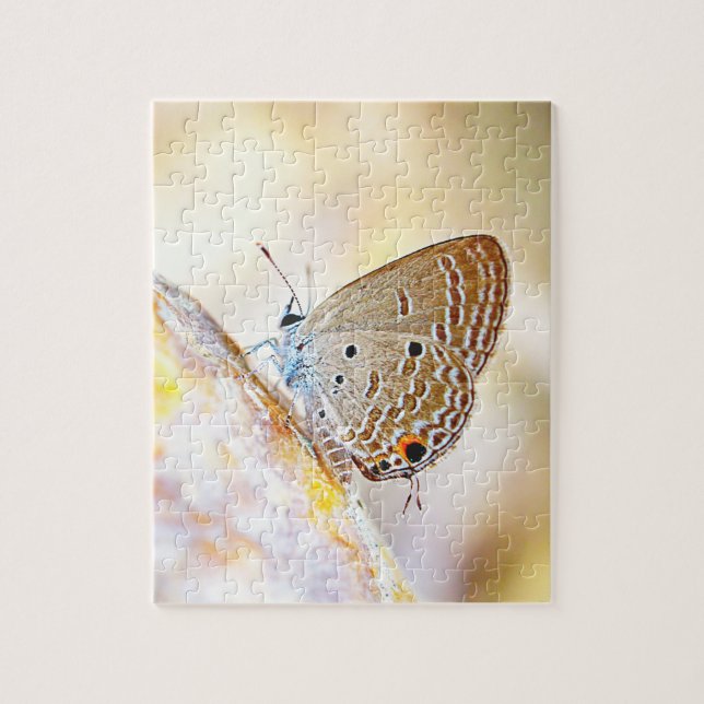 Butterfly puzzle for a single or couple (Vertical)