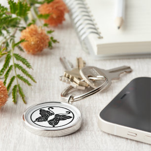 Butterfly-shaped folded oak leaves in itowa key ring