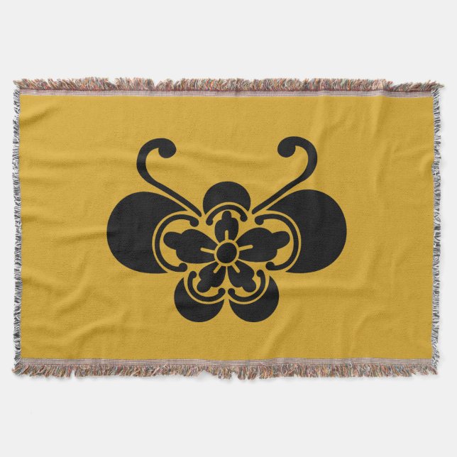 Butterfly-shaped goka throw blanket (Front)