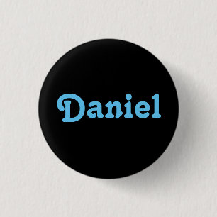 Button Daniel