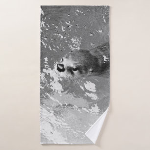 BW Swimming Otter Bath Towel