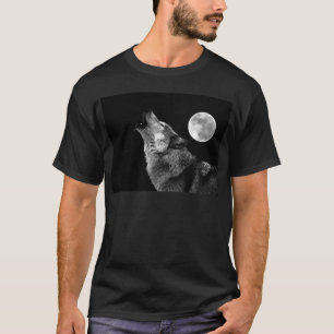 BW Wolf Howling at Moon T-Shirt