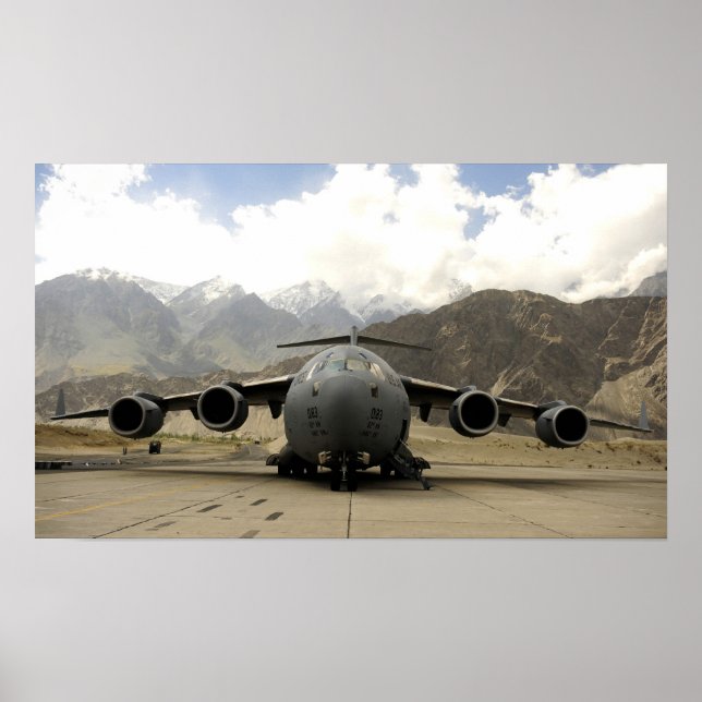 C-17 Globemaster III Aircraft Poster (Front)