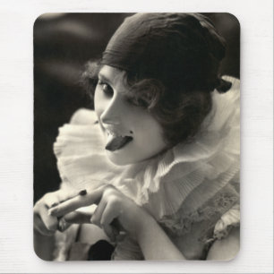 C. 1910 Pretty Woman's Taunt Mouse Pad