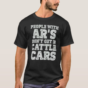C:\Users\Administrator\Downloads\CAT 17\People Wit T-Shirt