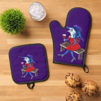 Cabernet Trixie Oven Mitt & Pot Holder Set