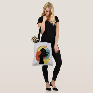 Cada dia trae nuevas opciones Spanish Wording Tee Tote Bag