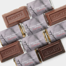 Cadouri mici de parastas hershey's miniatures