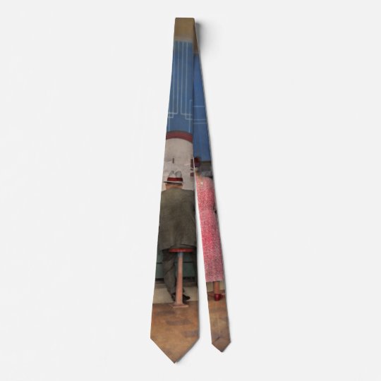 Cafe - The half way point 1938 Tie