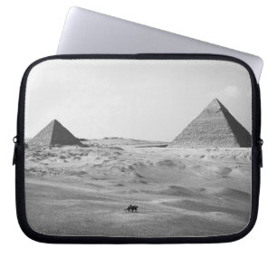 Cairo Egypt, Giza Pyramids Laptop Sleeve