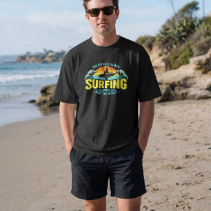 California Beach Surfing – Retro Sunset Surf T-Shirt