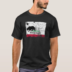 California Bear Is Moving To Wyoming  Walking Away T-Shirt