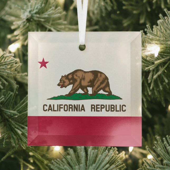 California Republic Bear Flag: Cali Golden State Glass Tree Decoration (Insitu)