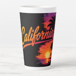 California Sunset Paradise – Retro Palm Tree Silho Latte Mug