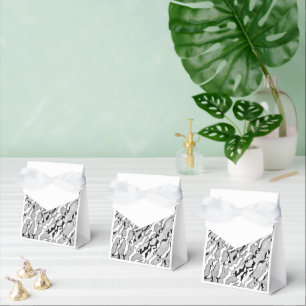 Cameo long light grey design favour box
