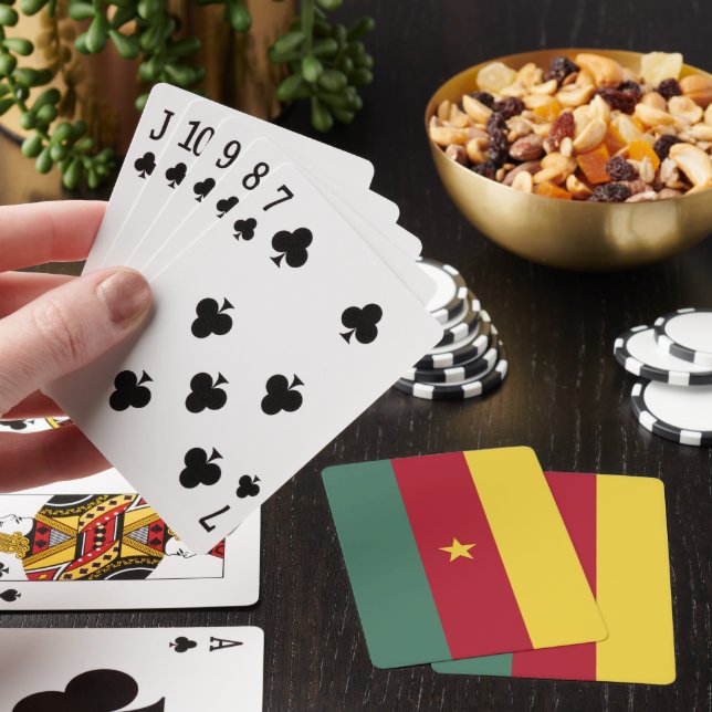 Cameroon flag playing cards (In Situ)