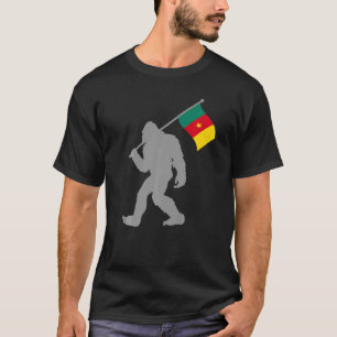 Cameroun Or Cameroonian Flag On Cameroon Flag T-Shirt