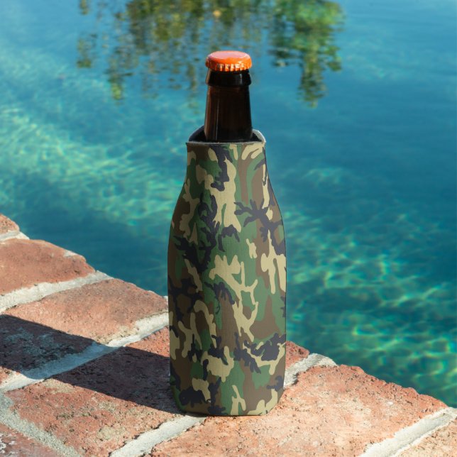 Camo Bottle Cooler – Woodland Beer Koozie (In Situ Pool)