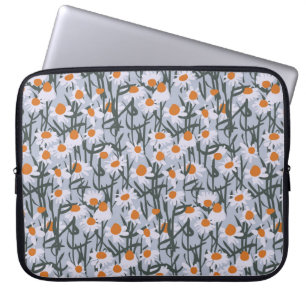 Camomile field seamless pattern on grey background laptop sleeve