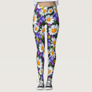 Camomile, wild flowers: seamless pattern. leggings