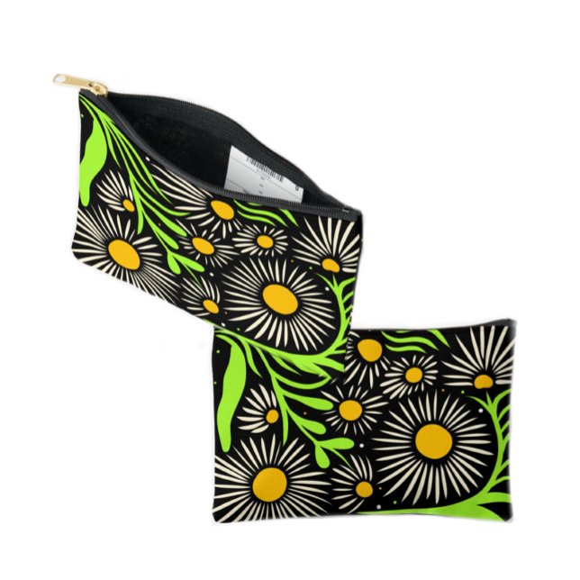 Camomilla flowers accessory pouch (Creator Uploaded)