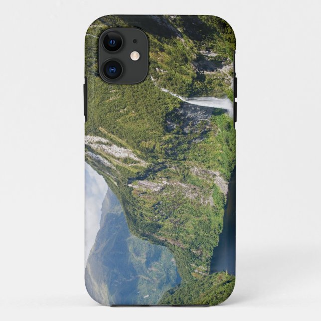 Campbells Kingdom, Doubtful Sound, Fiordland Case-Mate iPhone Case (Back)
