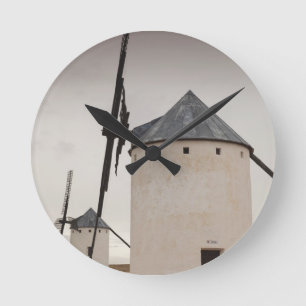 Campo de Criptana, antique La Mancha windmills 5 Round Clock