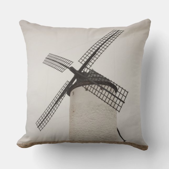 Campo de Criptana, antique La Mancha windmills Cushion (Front)