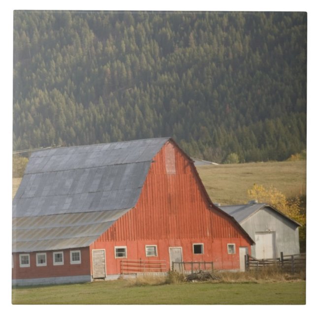 CANADA, British Columbia, Enderby. Red Barn / Ceramic Tile (Front)