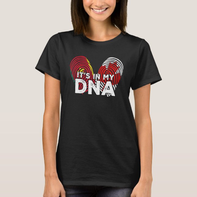 Canada Flag Proud Senegal Senegalese DNA Fingerpri T-Shirt (Front)