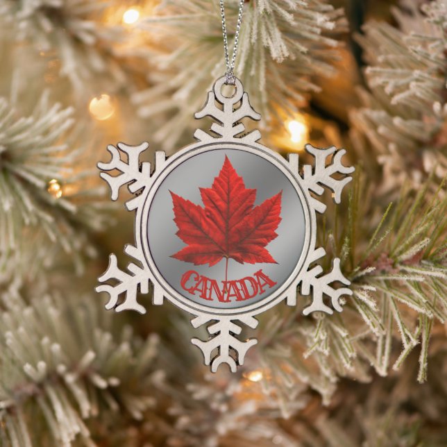 Canada Ornament Maple Leaf Christmas Decoration (Tree)