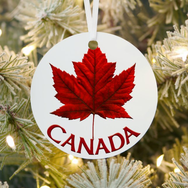 Canada Ornament Souvenir Personalised Canada Gifts (Insitu)