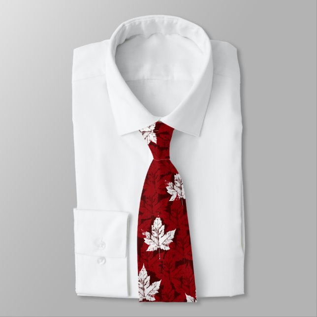 Canada Souvenir Tie Red Retro Mapleleaf Canada Tie (Tied)