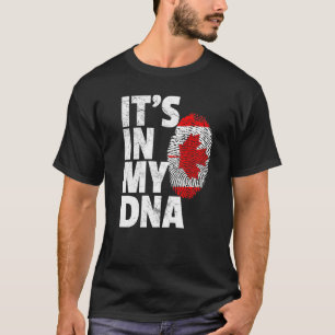 Canadian Canada Flag It's In My Dna Christmas  Cou T-Shirt