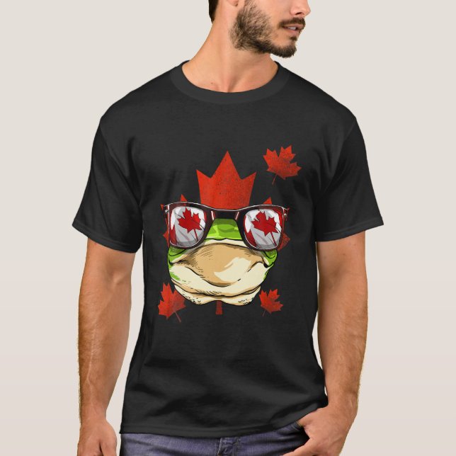 Canadian Frog Maple Tree Leaf Canada Flag Animal F T-Shirt (Front)